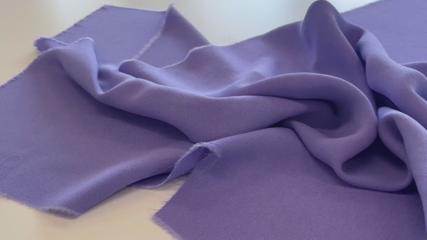 disclothed paris crêpe de viscose texturé noire lilas lilac made in Italie - tissus de luxe patrons de couture coudre