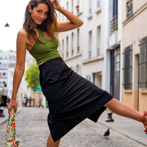 jupe slit modèle prêt-à-coudre par disclothed paris - kit couture avec patron de couture, tissus et mercerie - taffetas noir de luxe